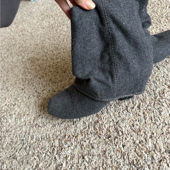Wool- like material Boot - Picture 5 of 5